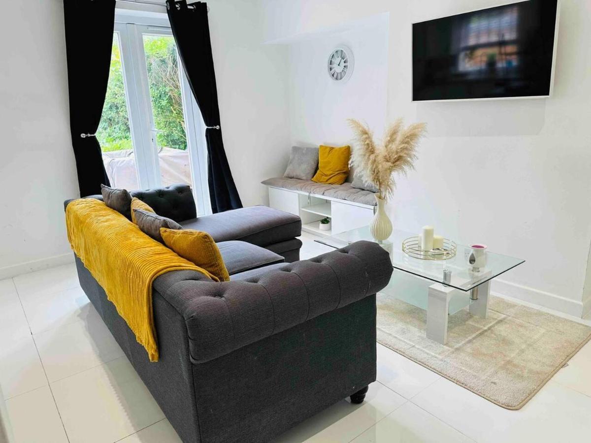 Charming 3-Bed Home Minutes From City Centre Nottingham Eksteriør bilde