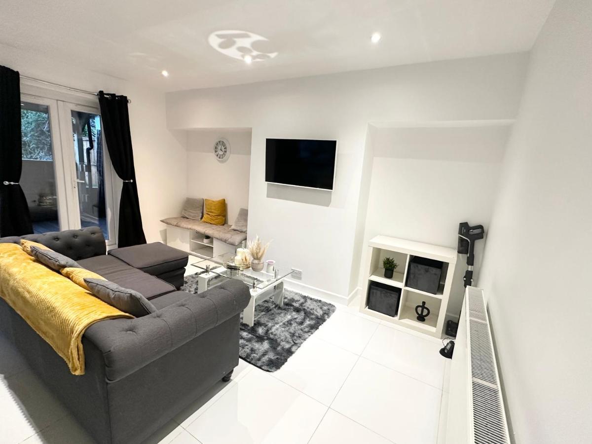 Charming 3-Bed Home Minutes From City Centre Nottingham Eksteriør bilde