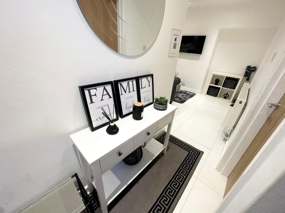 Charming 3-Bed Home Minutes From City Centre Nottingham Eksteriør bilde