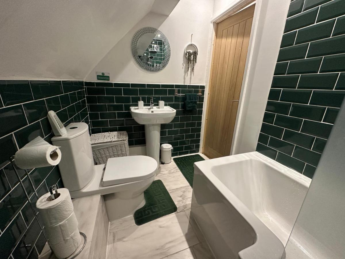 Charming 3-Bed Home Minutes From City Centre Nottingham Eksteriør bilde